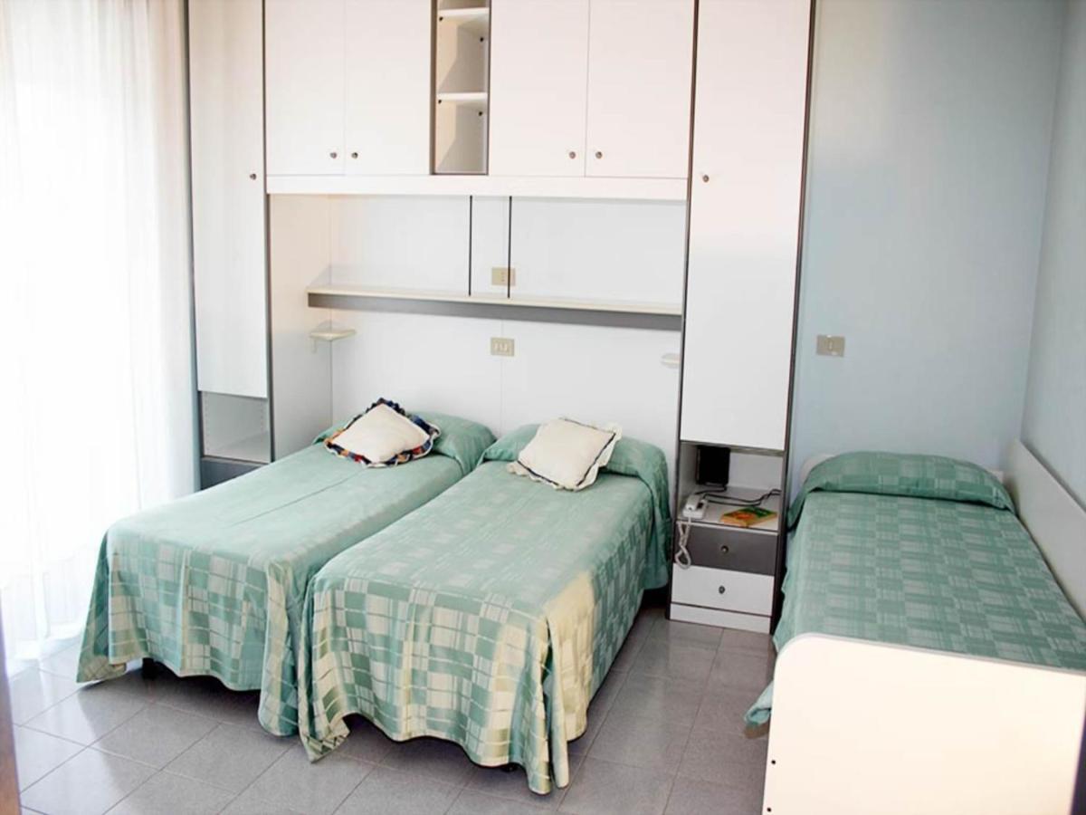 New Tiffany'S Park Hotell Lido di Jesolo Exteriör bild