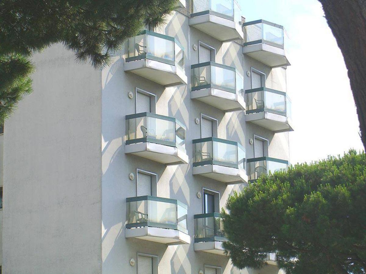 New Tiffany'S Park Hotell Lido di Jesolo Exteriör bild