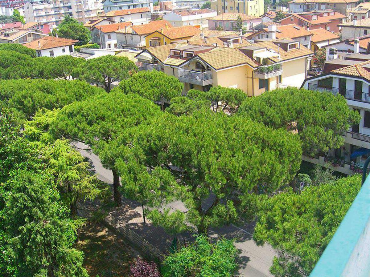 New Tiffany'S Park Hotell Lido di Jesolo Exteriör bild