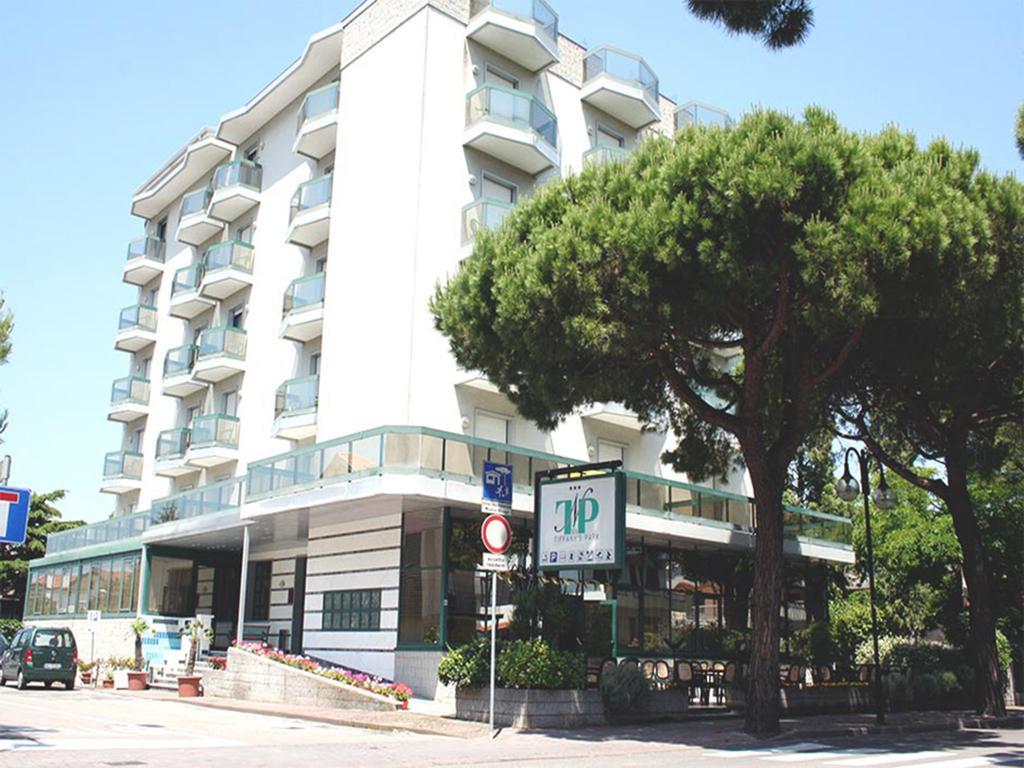 New Tiffany'S Park Hotell Lido di Jesolo Exteriör bild
