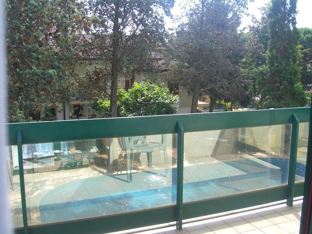 New Tiffany'S Park Hotell Lido di Jesolo Exteriör bild