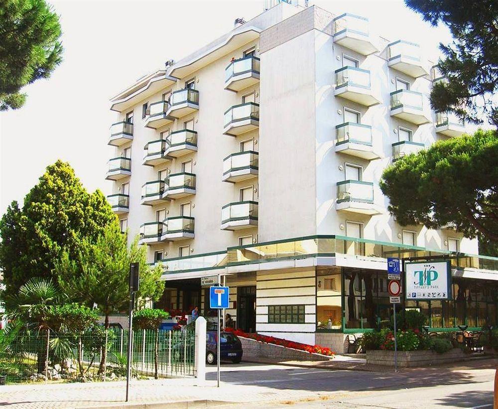 New Tiffany'S Park Hotell Lido di Jesolo Exteriör bild